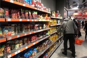 Цінники можуть не збігатися: українців попередили про масові обрахунки на касах супермаркетів