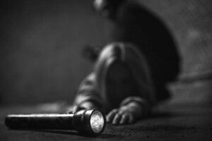 На Рівненщині хлопець займався сексом зі школяркою у лісі: його судили