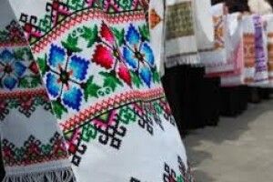 «Укрзалізниця» передумала купувати рушники та вишиванки