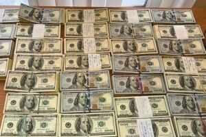 Волинянин хотів провезти через  «Ягодин» за Буг 320 000 доларів