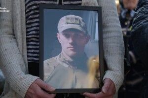 «Морально складно відвідувати такі заходи» – мати загиблого солдата