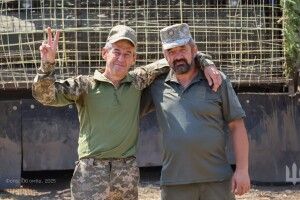 Захисники з Волині: «Горимо! Але... у нас все добре!»
