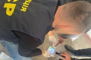 Головний лікар волинської лікарні попався на хабарі (Фото)
