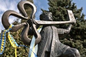 У Луцьку запустили онлайн-карту зі скульптурами кликунів