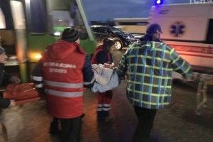 На Київщині вантажівка врізалася в маршрутку