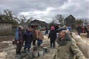 Селяни на Поліссі взялися самотужки будувати храм Московського патріархату