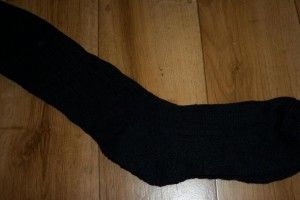 Китаєць мало не врізав дуба, понюхавши власні шкарпетки