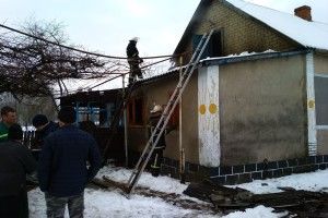 На Рівненщині горів будинок (Фото)