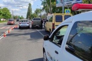 На Волині у ДТП потрапили одразу три машини (Фото)