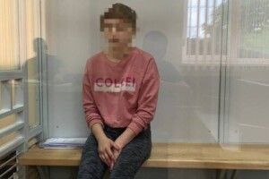 «Не пам’ятає, як убивала»: на Рівненщині суд взяв під варту підозрювану