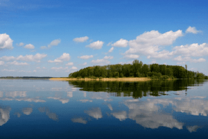 Особливості Шацьких озер, що приваблюють туристів