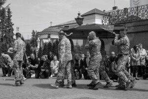 У Луцьку провели живим коридором Героя, який загинув під Куп’янськом (Фото)