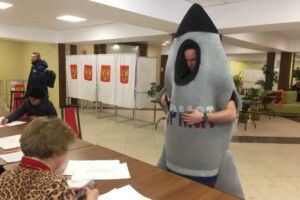 От цікаво, за кого проголосувала людина-ракета?