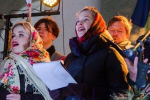 У місті на Волині колядували нові й давно забуті різдвяні пісні (Фото)