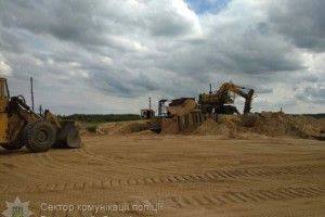 Спритники незаконно накопали піску на п’ять мільйонів (фото)