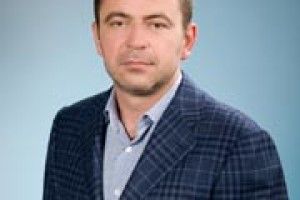 СЕРГІЙ МАРТИНЯК:  «ЩОБ ЗМІНИТИ ЖИТТЯ НА КРАЩЕ, ТРЕБА БАГАТО ПРАЦЮВАТИ»*