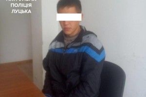 Затримали двох хуліганів, які лупцювали громадян на залізничному вокзалі (фото)