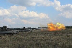 Волинські танкісти «братимуть» Німеччину (фото)