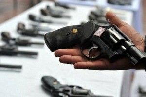 На Камінь-Каширщині розпочався місячник добровільної здачі зброї