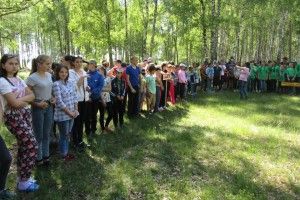 У Березовому гаї на Ковельщині учні та вчителі змагалися у вмінні долати перешкоди