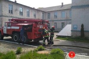 На Рівненщині пожежники гасили хірургічне відділення районної лікарні (фото)