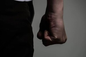 На Волині чоловік здійснив домашнє насилля щодо рідної мами