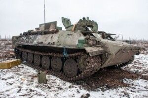 Ворог відступаючи мінує свою техніки і покинуті речі: людей закликають нічого не чіпати 