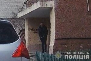 Біля Нововолинська затримали бус з бандою, яка чистила квартири на Волині