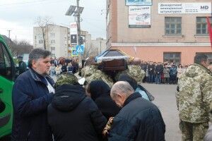 Горохів у жалобі: додому назавжди повернувся молодий Герой (Фото)