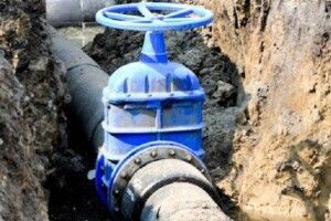 Мера Ковеля «забомбили» запитаннями, коли буде вода 