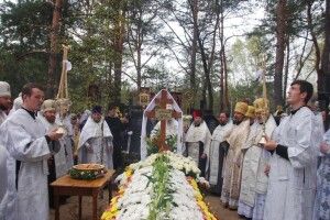 У Галиній Волі справили сороковини по митрополиту Ніфонту (фото)