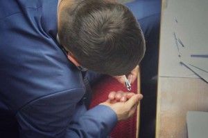 Депутати в Раді: і на кнопки подавили, і манікюр зробили (ФОТО)
