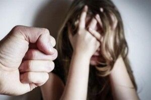 На Черкащині батько побив 8-річну доньку: дитину госпіталізували