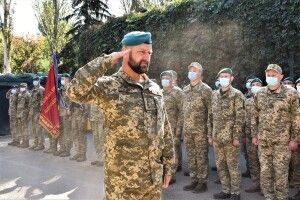 Троє військовослужбовців поранені через підрив на невідомому пристрої. Окупанти в суботу стріляли тричі