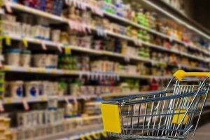 Чого очікувати українцям від цін на ключові продукти