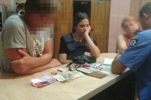 Галантний рівненський кавалер раптом перевтілився на грабіжника (фото)