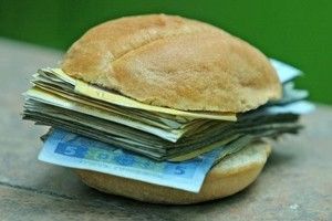 Студенти-відмінники з першого грудня одержуватимуть 1600 гривень?