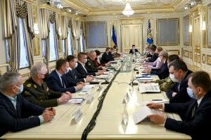 РНБО ухвалила рішення про запровадження жорстких санкцій проти десяти генералів та адміралів-зрадників