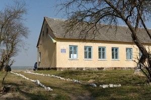 У селі Володимирівка Володимир-Волинського району голосують у школі, яку закрили 3 роки тому (ФОТО)