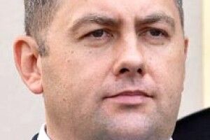 КОЛЕКТИВ ВИШУ ПРОГОЛОСУВАВ ЗА ПЕТРА САВЧУКА