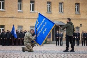 Президент вручив бойовий прапор бригаді «Любарт» з Луцька