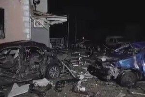 Ракетний удар по Чорткову: очільник Тернопільщини показав зруйновані будинки (Відео)