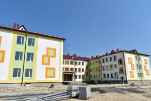 На Волині приступили до внутрішніх робіт на будівництві школі за 114 мільйонів (Фото)