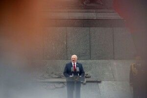 Лукашенко привітав Україну з 30-ю річницею Незалежності