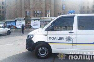 Поцілив у голову: у вбиральні кафе застрелився чоловік (Фото)