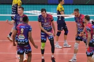 Команда українського волейболіста зіграє в півфіналі Ліги Чемпіонів