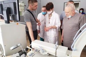 У Турійську люди купили мобільний рентген для своєї лікарні