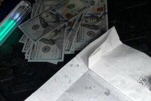 Колишнього співробітника МВС засудили за спробу заробити $5 тисяч за фейкове працевлаштування в СБУ Волині