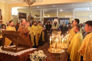 До Луцька привезли ікону,  яка зцілила 25 онкохворих 