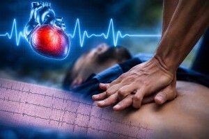 У Луцьку медики «швидкої» запустили серце 93-річній пацієнтці